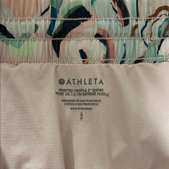 Athleta Floral Women's Athletic Shorts - Pink and Cream - Picture 4 of 4